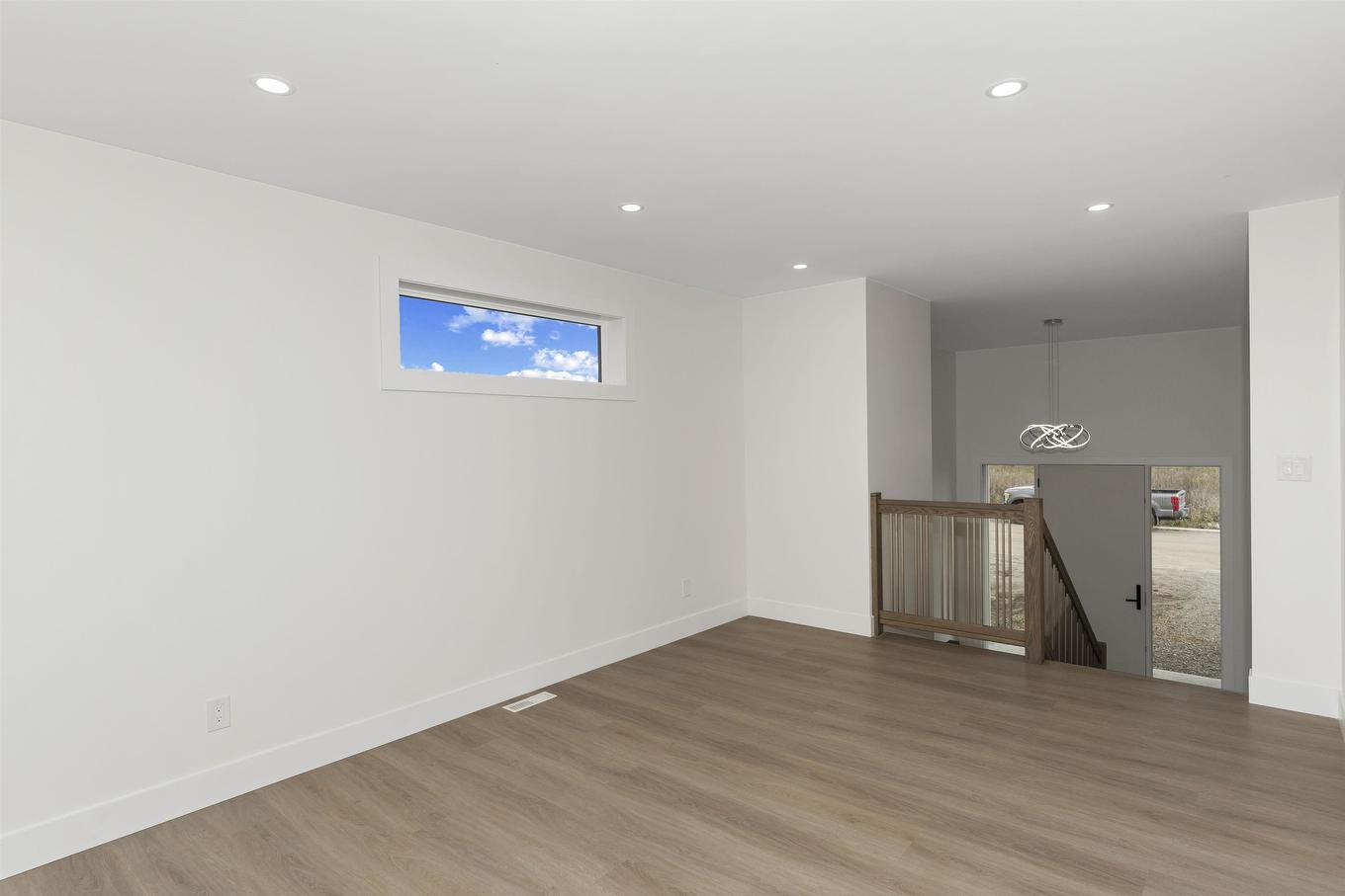 205 Bruin Crescent, Thunder Bay, ON - Indoor Photo Showing Other Room