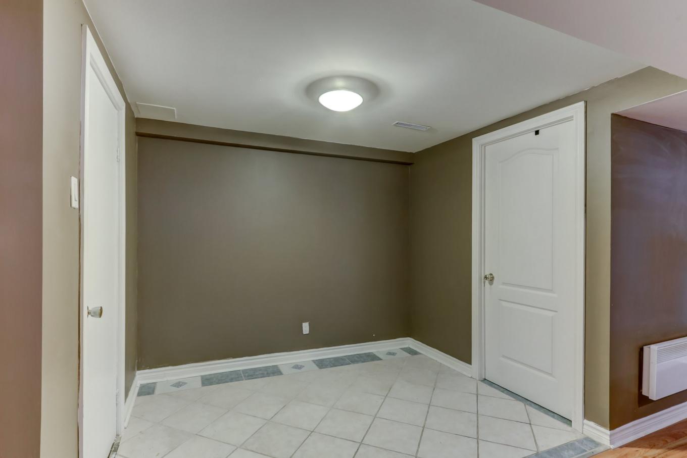 Bureau - 17 Carré Rémi, Blainville, QC - Indoor Photo Showing Other Room