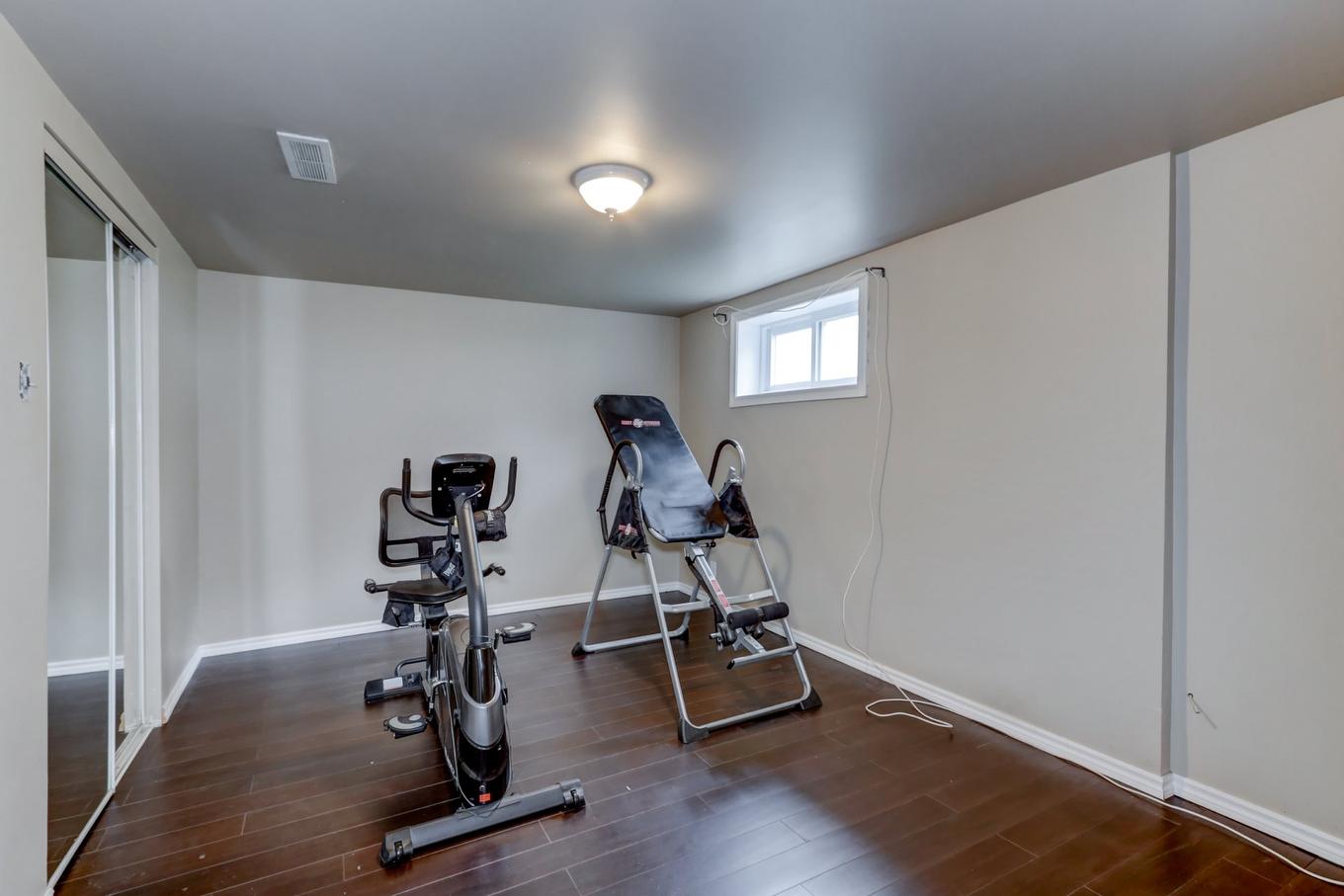 Chambre à coucher - 17 Carré Rémi, Blainville, QC - Indoor Photo Showing Gym Room