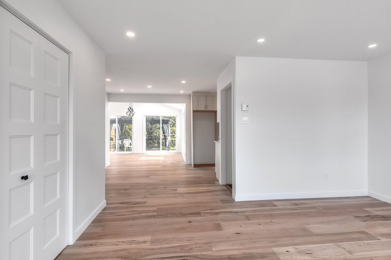 Overall view - 6150 Boul. Payer, Longueuil (Saint-Hubert), QC - Indoor Photo Showing Other Room