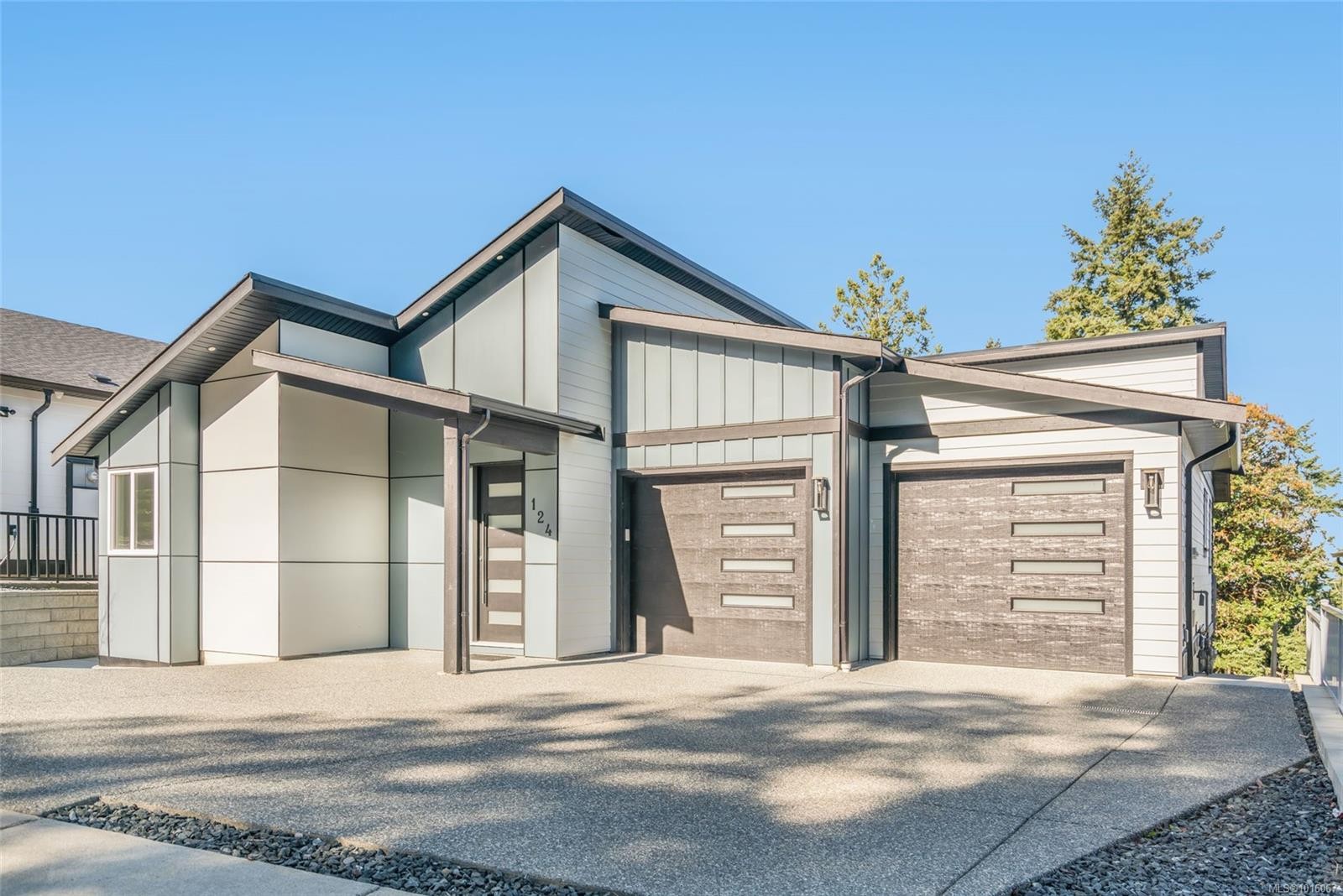 124 Hawk Point Rd, Nanaimo, BC