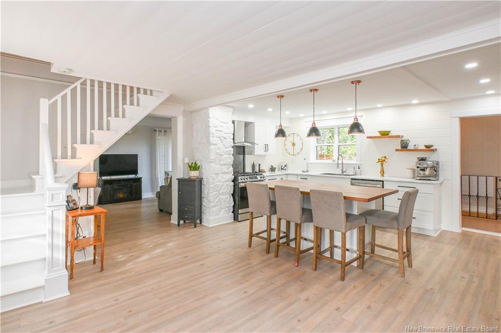 309 Saint-Pierre O Blvd, Caraquet, NB