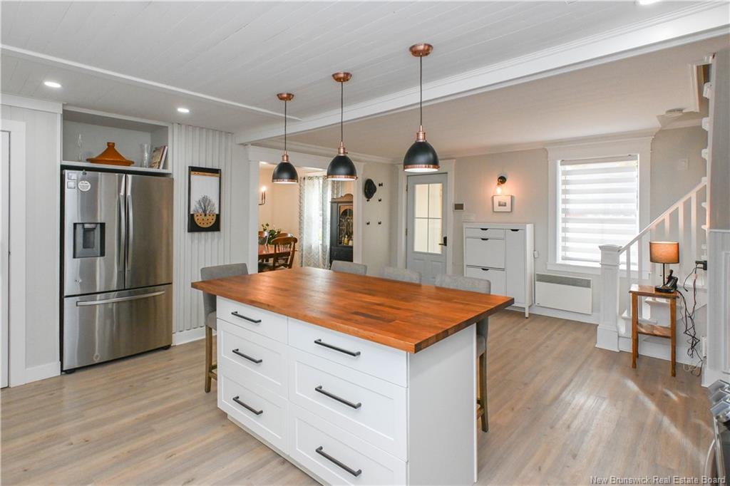 309 Saint-Pierre O Blvd, Caraquet, NB