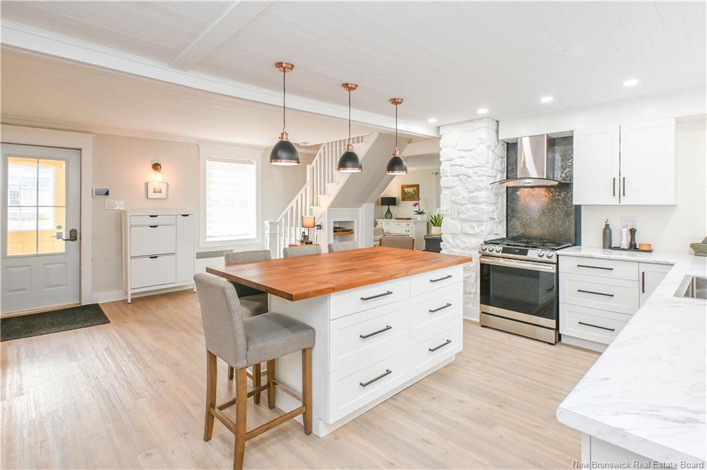 309 Saint-Pierre O Blvd, Caraquet, NB