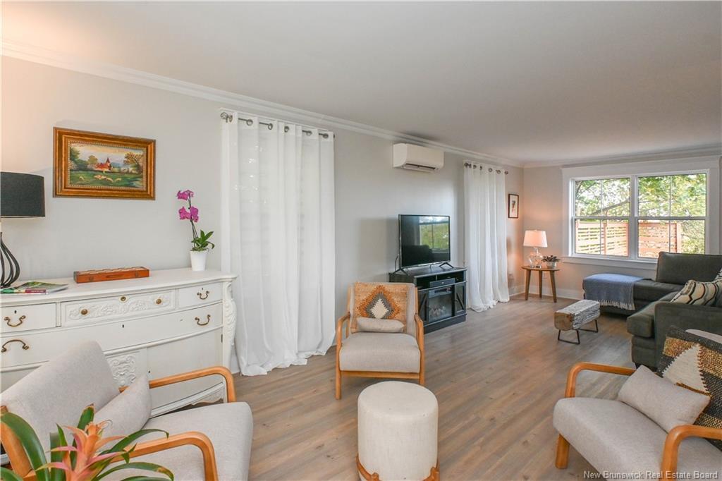 309 Saint-Pierre O Blvd, Caraquet, NB