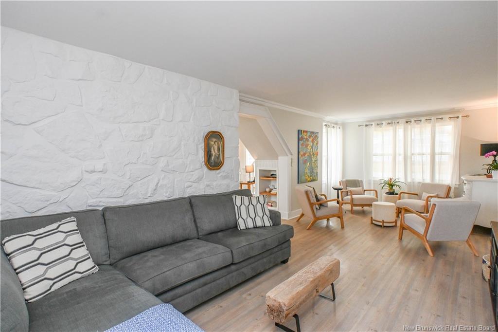 309 Saint-Pierre O Blvd, Caraquet, NB