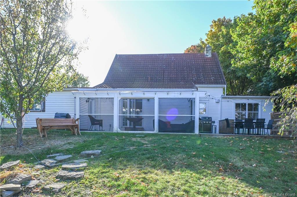 309 Saint-Pierre O Blvd, Caraquet, NB