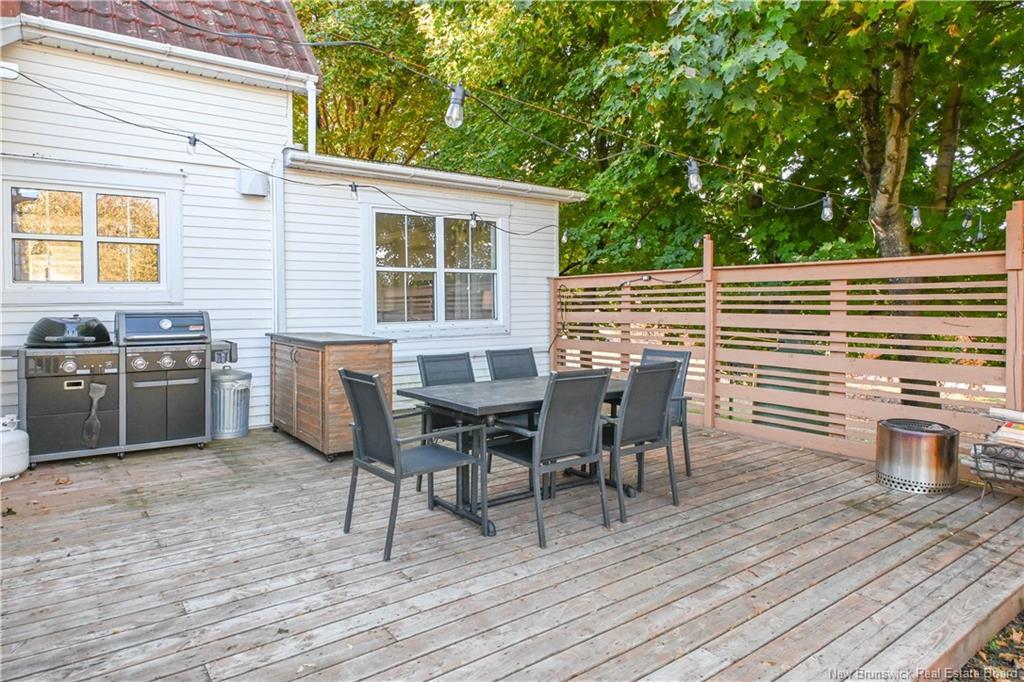 309 Saint-Pierre O Blvd, Caraquet, NB