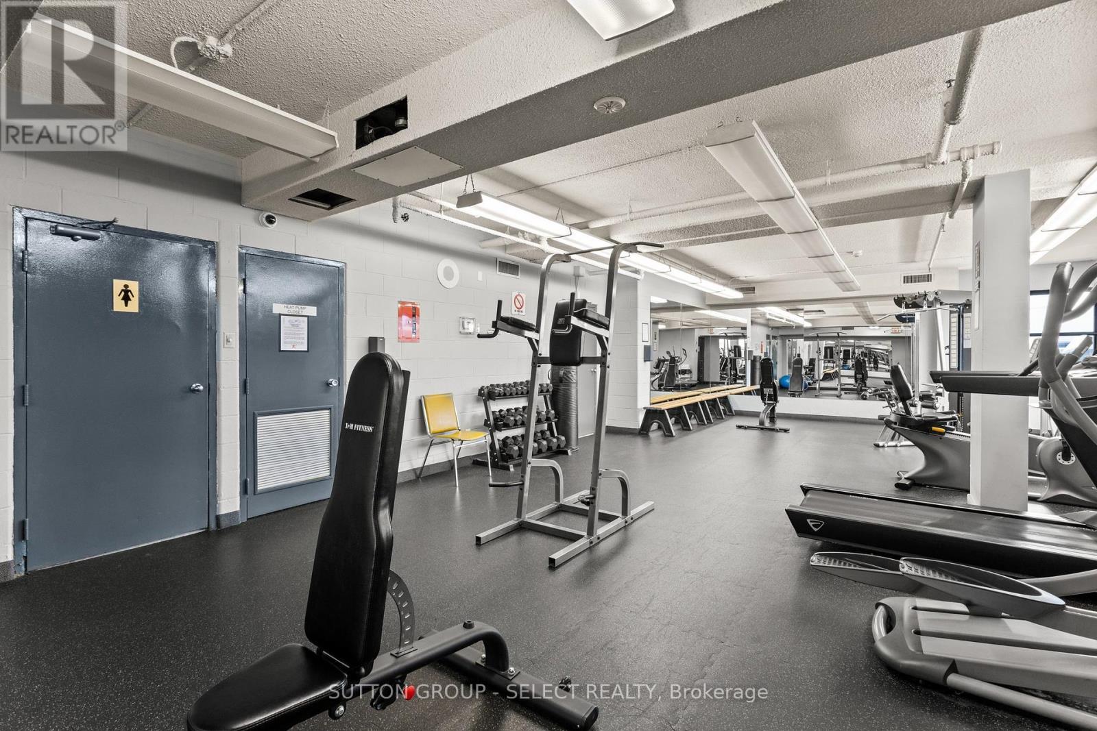 S01702 - 380 King Street, London East (East K), ON - Indoor Photo Showing Gym Room