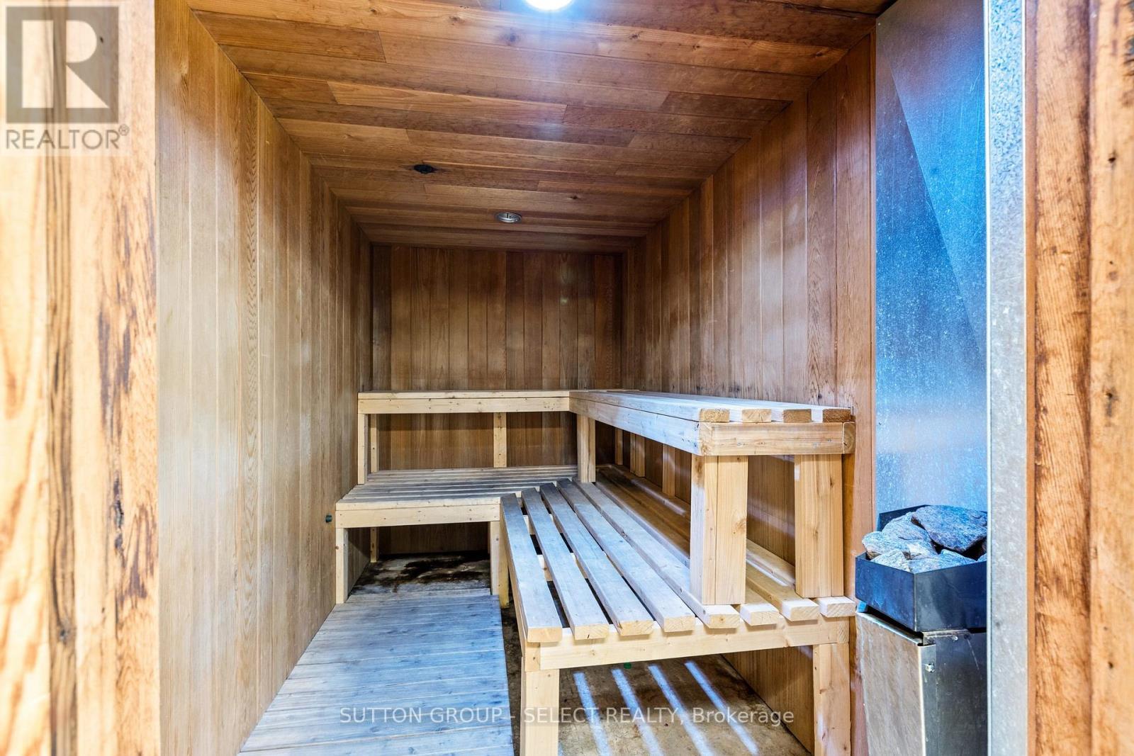 S01702 - 380 King Street, London East (East K), ON - Indoor Photo Showing Other Room