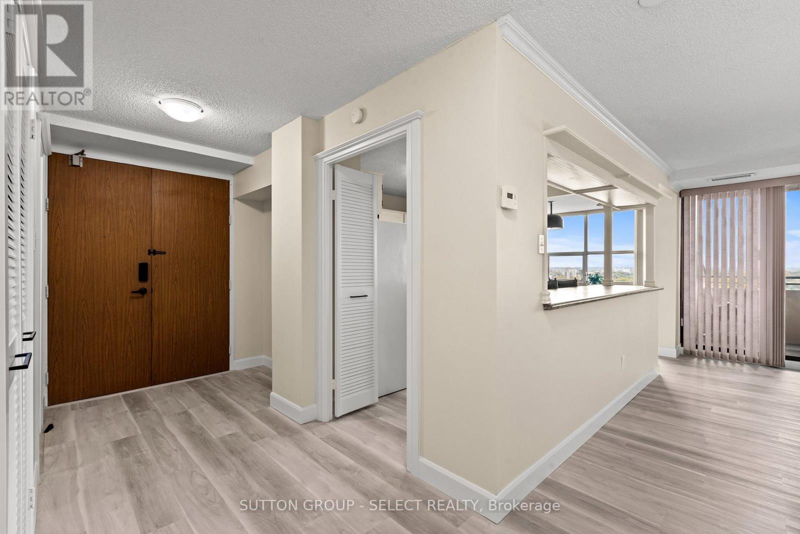 S01702 - 380 King Street, London East (East K), ON - Indoor Photo Showing Other Room