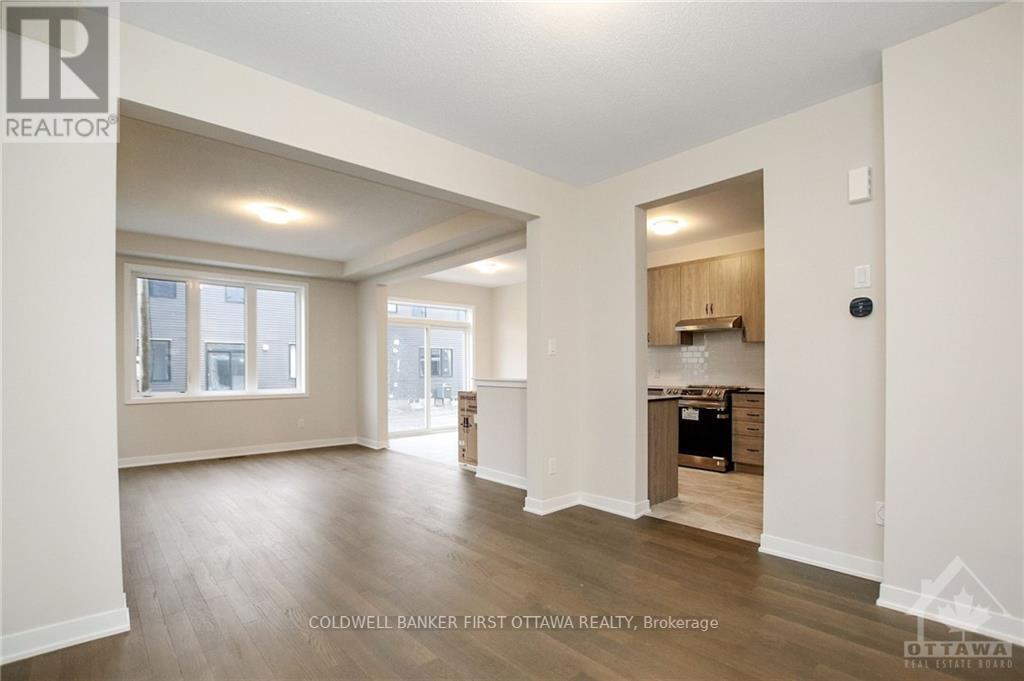 71 Kindred Row, Ottawa, ON - Indoor