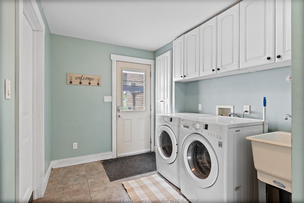 6653 St Phillippes Line, Grande Pointe, ON