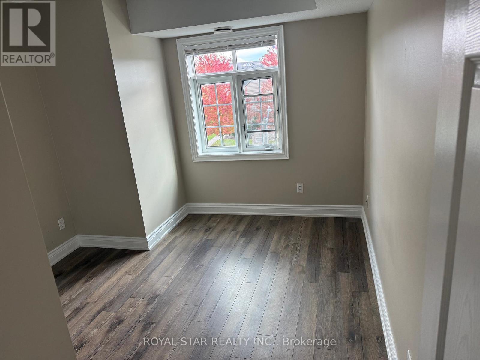 301 - 64 Frederick Drive, Guelph, ON - Indoor Photo Showing Other Room