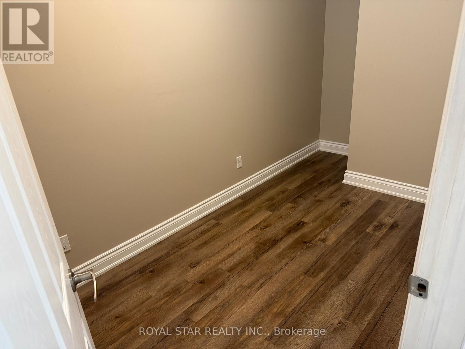 301 - 64 Frederick Drive, Guelph, ON - Indoor Photo Showing Other Room