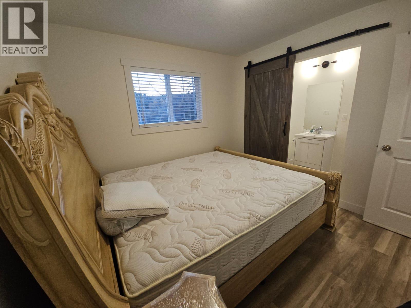 2601 Calliou Road, Chetwynd, BC - Indoor Photo Showing Bedroom