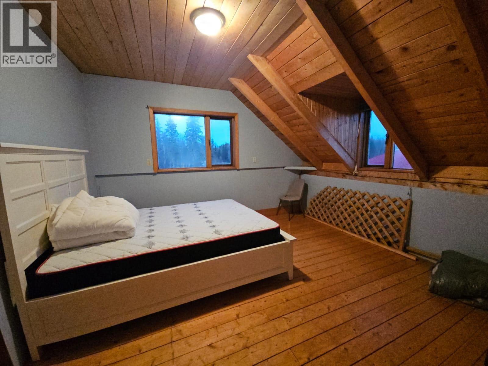2601 Calliou Road, Chetwynd, BC - Indoor Photo Showing Bedroom