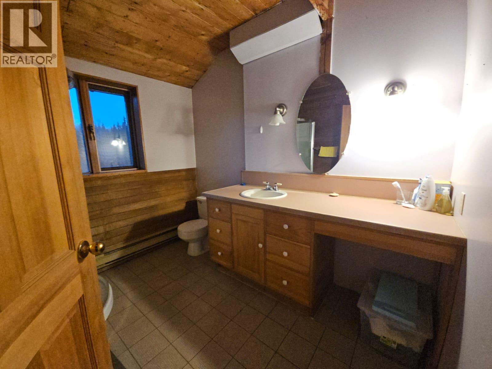 2601 Calliou Road, Chetwynd, BC - Indoor