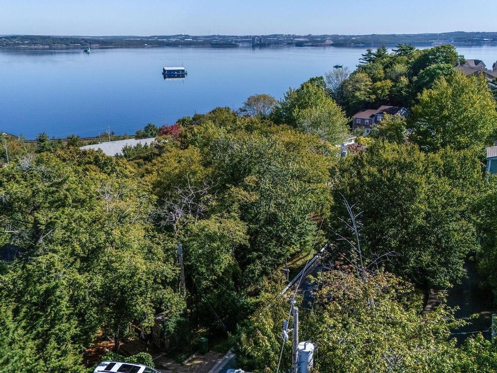 5 Dickson Avenue, Rockingham, NS
