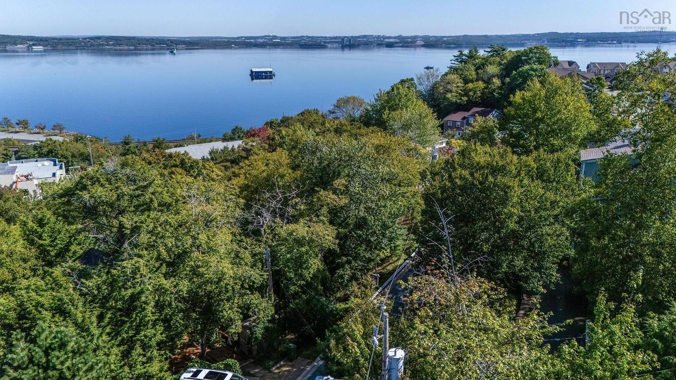 5 Dickson Avenue, Rockingham, NS