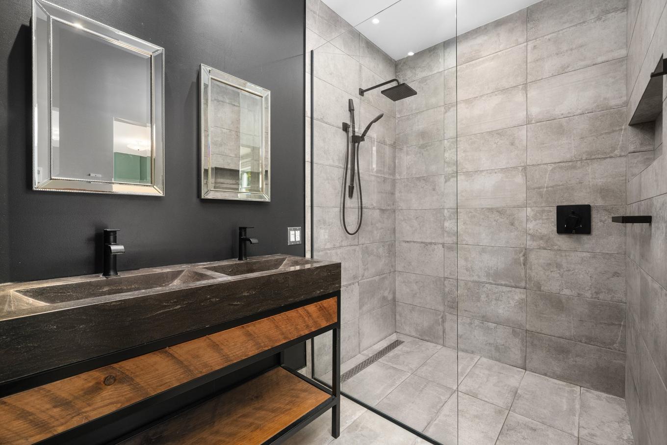 Chambre à coucher principale - 5507 Ch. De La Côte-St-Antoine, Montréal (Côte-Des-Neiges/Notre-Dame-De-Grâce), QC - Indoor Photo Showing Bathroom