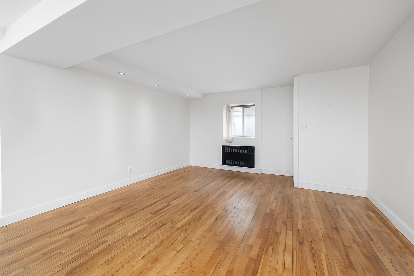 Sous-sol - 5507 Ch. De La Côte-St-Antoine, Montréal (Côte-Des-Neiges/Notre-Dame-De-Grâce), QC - Indoor Photo Showing Other Room