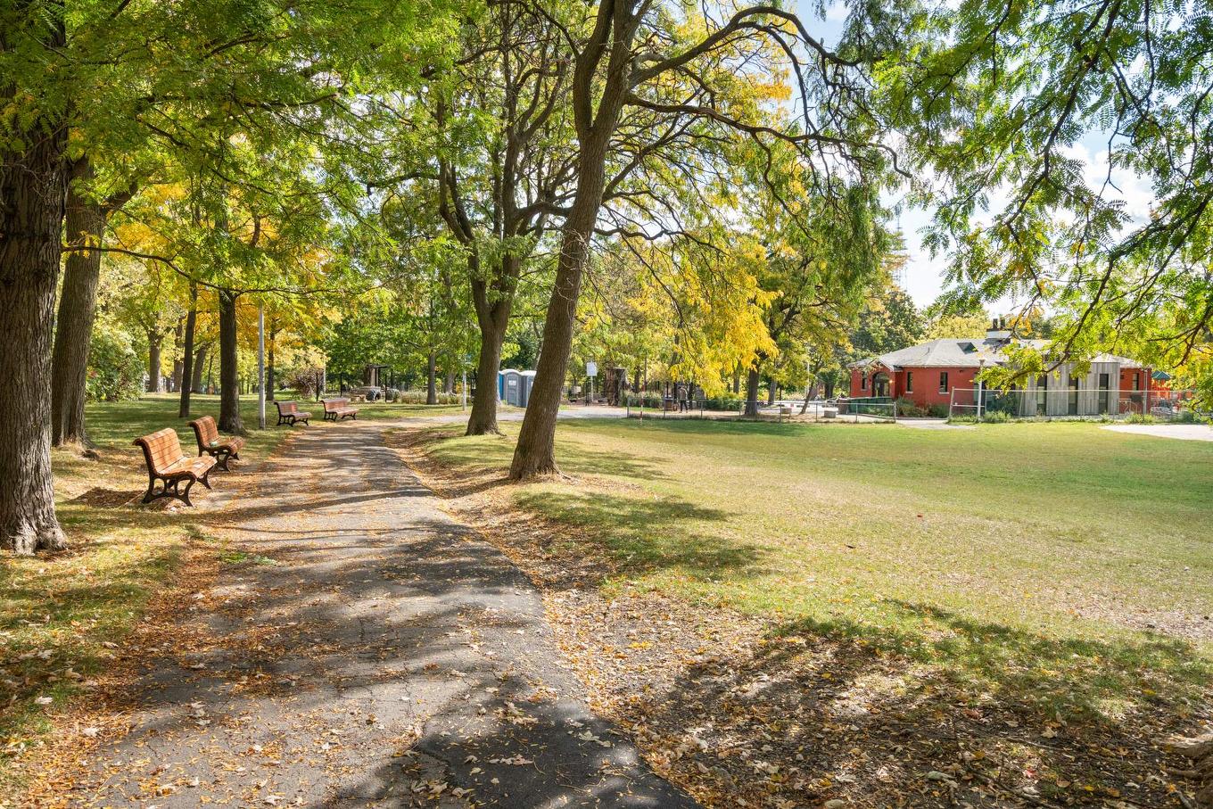 À proximité - 5507 Ch. De La Côte-St-Antoine, Montréal (Côte-Des-Neiges/Notre-Dame-De-Grâce), QC - Outdoor