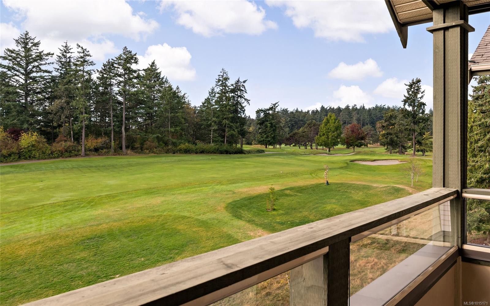 403C-1115 Craigflower Rd, Esquimalt, BC - Outdoor