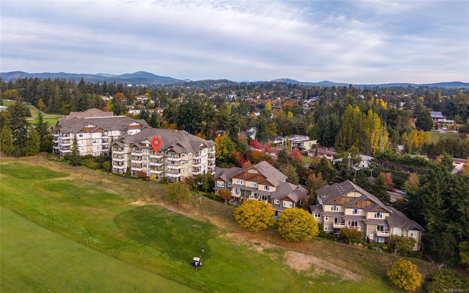 403C-1115 Craigflower Rd, Esquimalt, BC - Outdoor With View