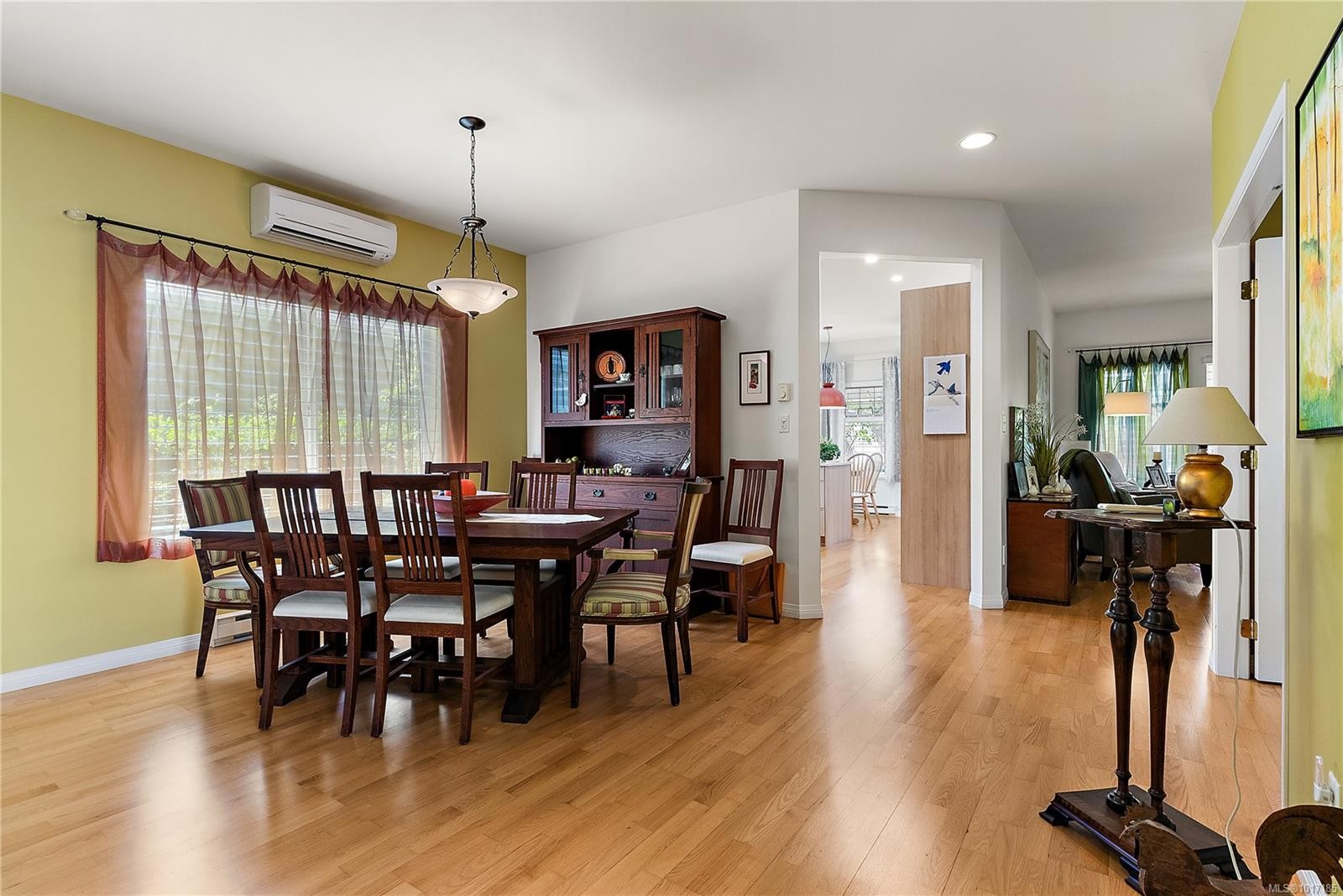 7952 Polo Park Cres, Central Saanich, BC