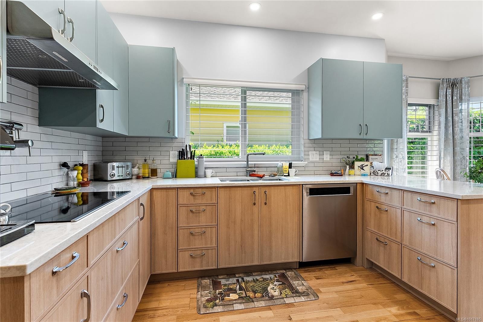 7952 Polo Park Cres, Central Saanich, BC