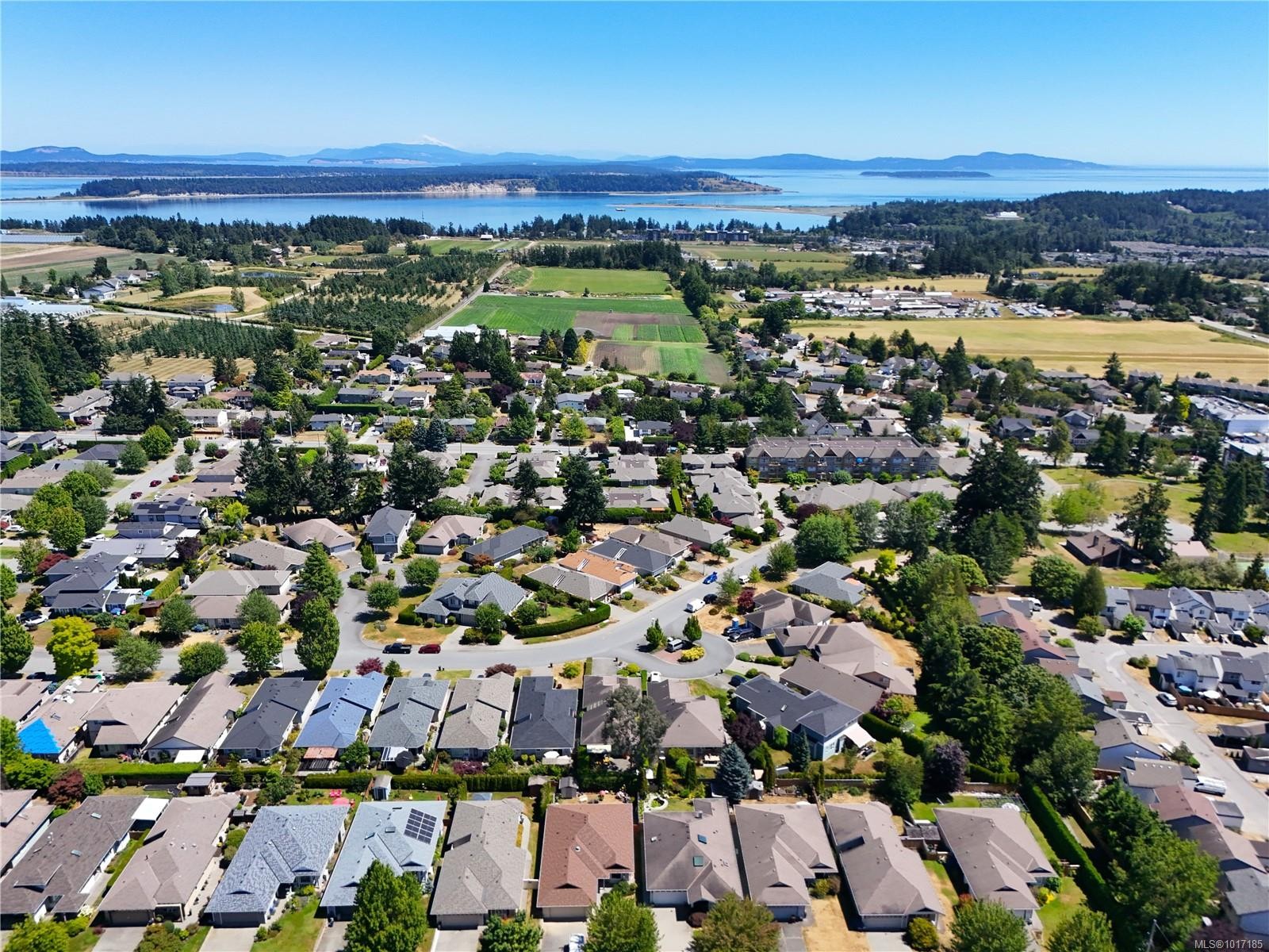 7952 Polo Park Cres, Central Saanich, BC