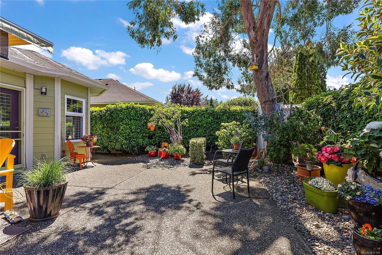 7952 Polo Park Cres, Central Saanich, BC