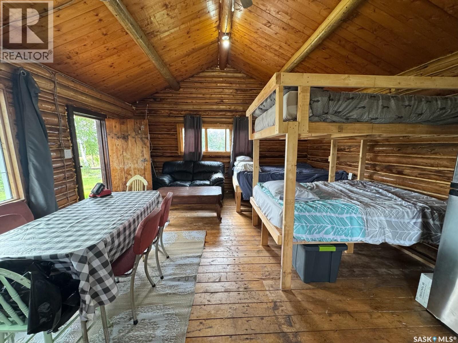 Cabin On Island Near Mooney Beach, Lac La Ronge Provincial Park, SK - Indoor