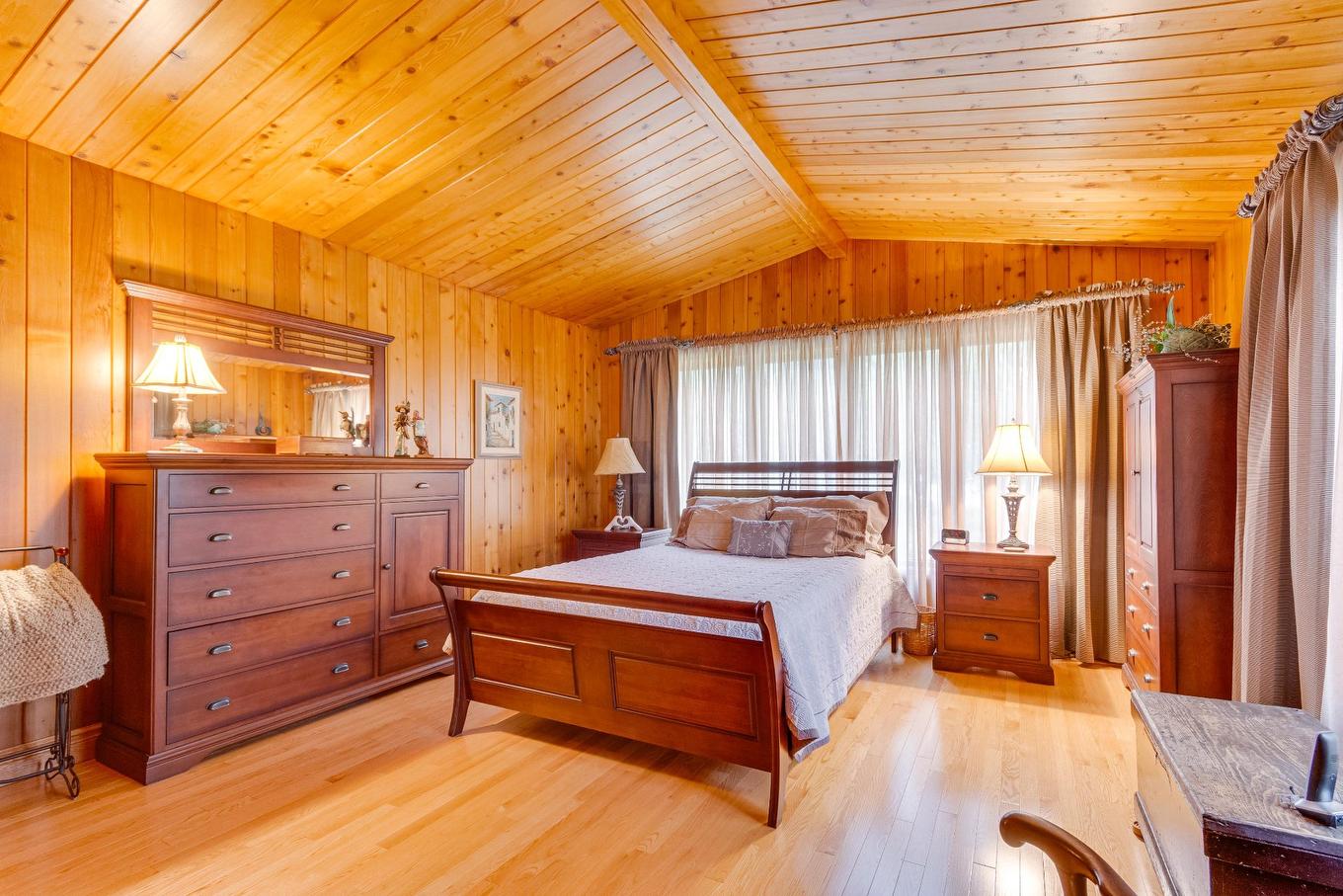 Primary bedroom - 6 Rue De L'Abitibi, Cantley, QC - Indoor Photo Showing Bedroom