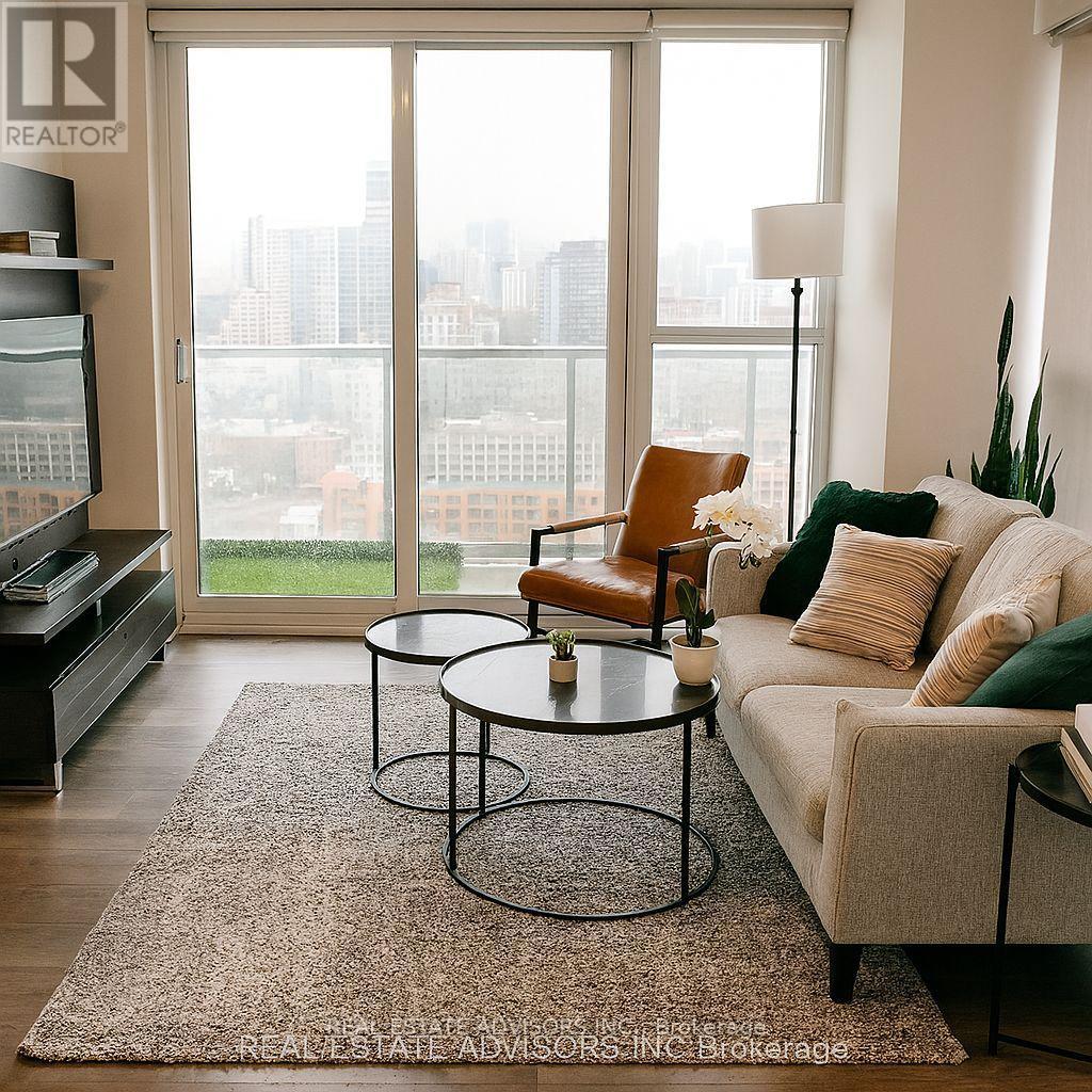 1812 - 15 Lower Jarvis Street, Toronto, ON - Indoor Photo Showing Living Room