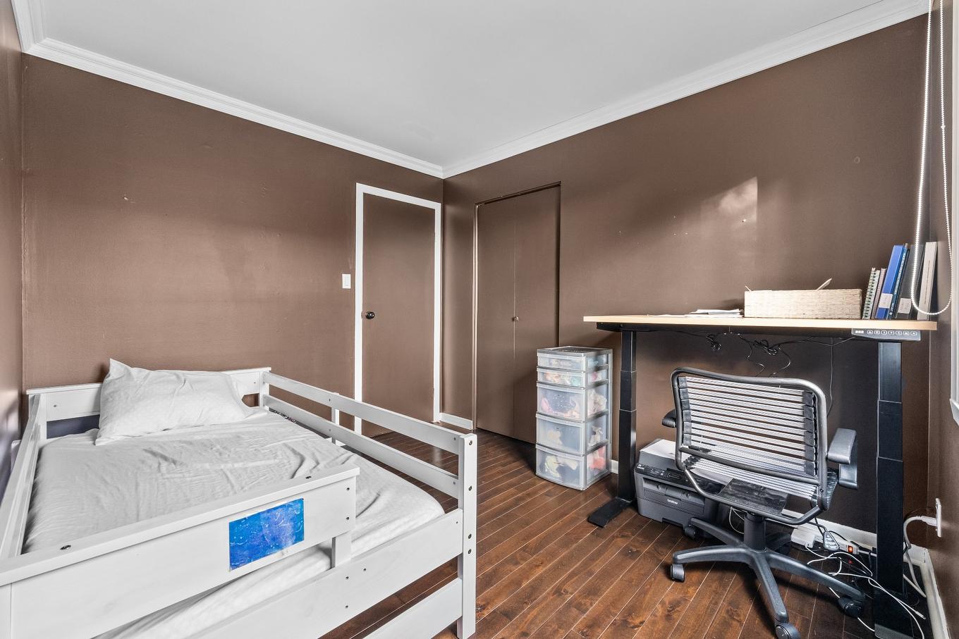 Chambre à coucher - 71 Rue Canterbury, Dollard-Des-Ormeaux, QC - Indoor Photo Showing Bedroom