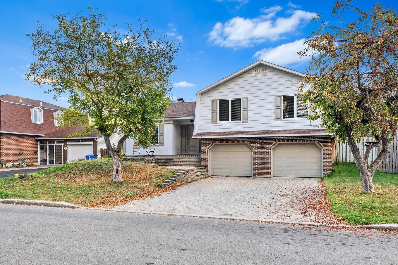 Façade - 71 Rue Canterbury, Dollard-Des-Ormeaux, QC - Outdoor With Facade