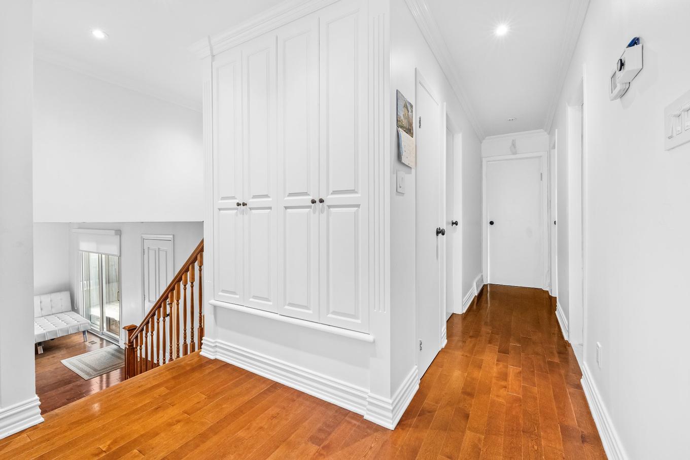 Hall d'entrée/Vestibule - 71 Rue Canterbury, Dollard-Des-Ormeaux, QC - Indoor Photo Showing Other Room
