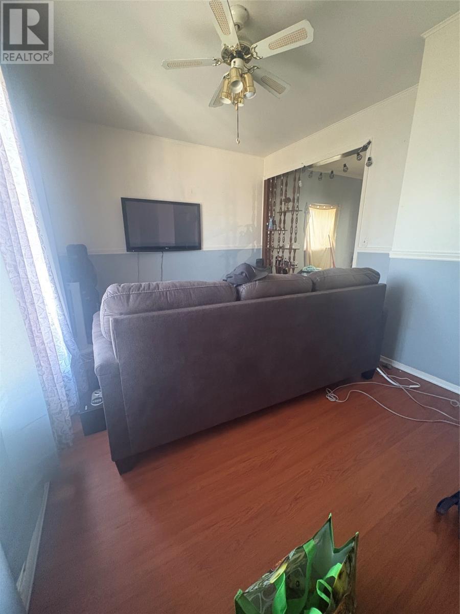 42 Poplar Road, Corner Brook, NL - Indoor