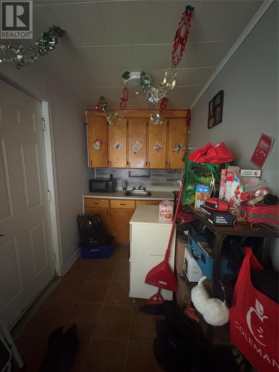 42 Poplar Road, Corner Brook, NL - Indoor