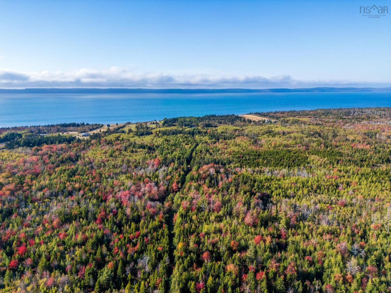 Fort Point Road, Ashmore, NS