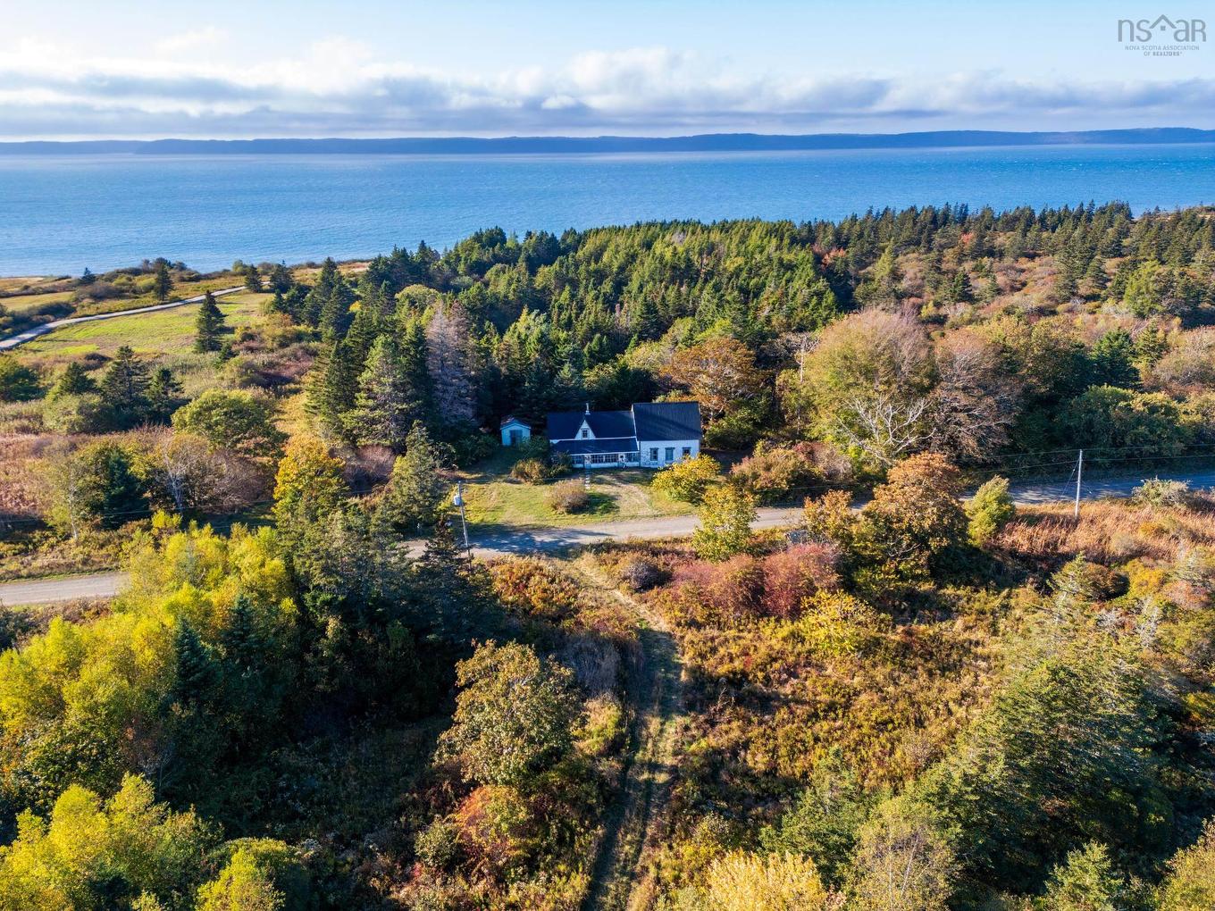 Fort Point Road, Ashmore, NS