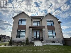 22 MAHOGANY TRAIL Adjala-Tosorontio, ON L0G 1W0