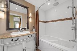 full bathroom on main -