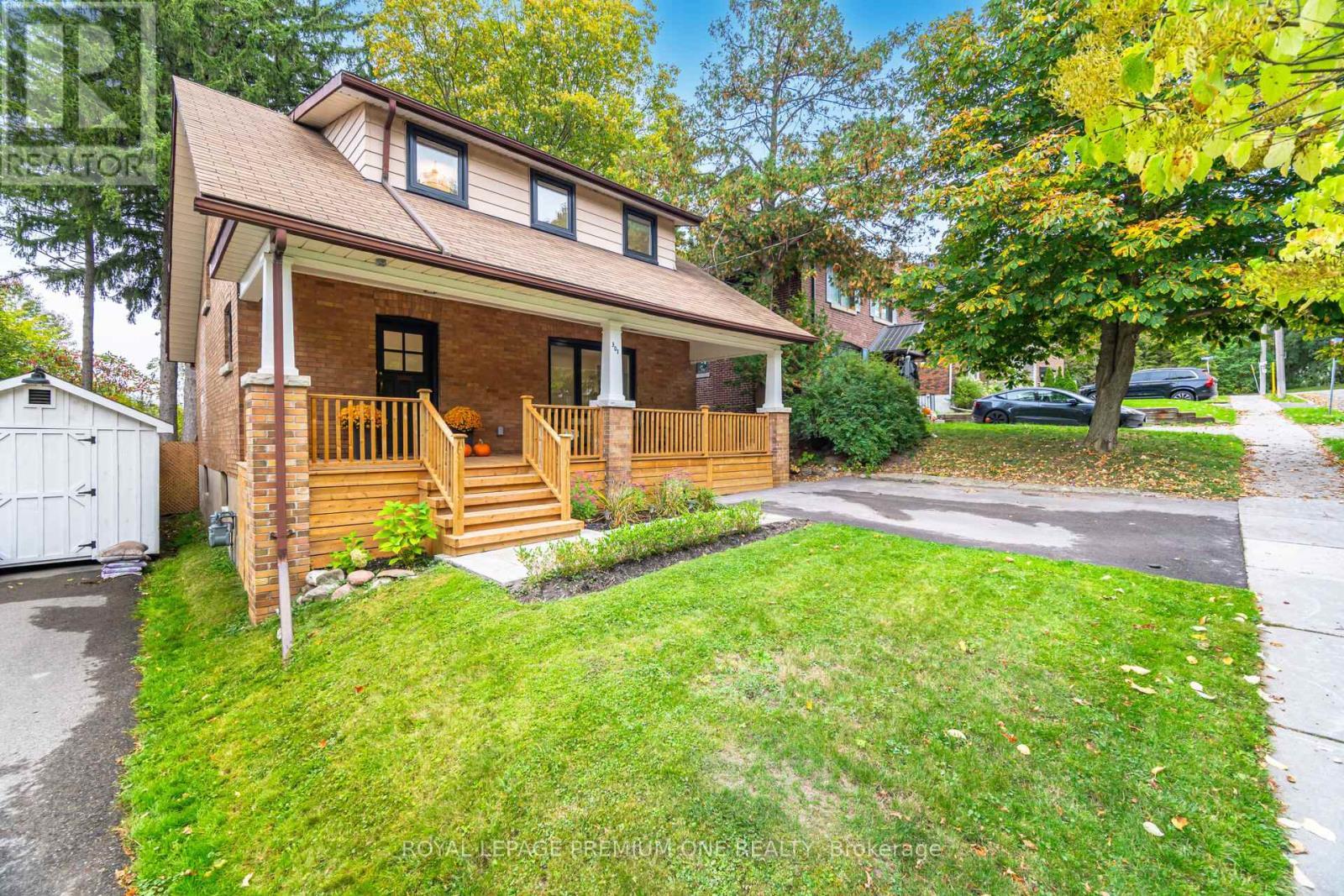 301 Court Street, Newmarket, ON - Outdoor With Deck Patio Veranda