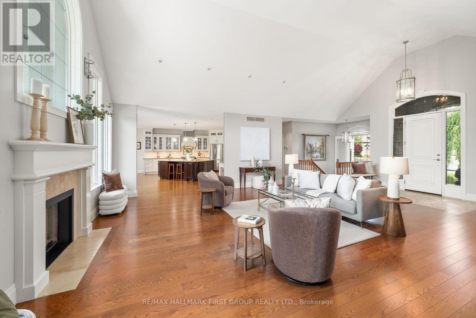 22 Rosslyn Drive, Brighton, ON - Indoor Photo Showing Living Room With Fireplace