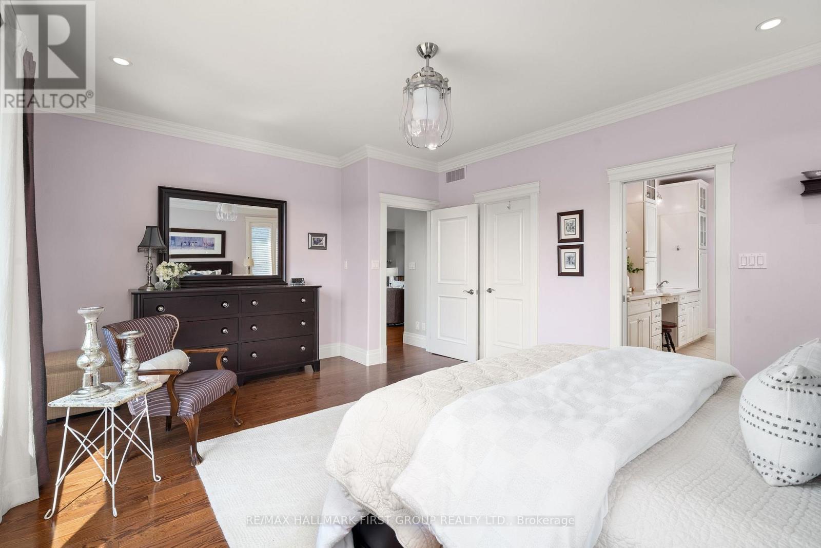 22 Rosslyn Drive, Brighton, ON - Indoor Photo Showing Bedroom