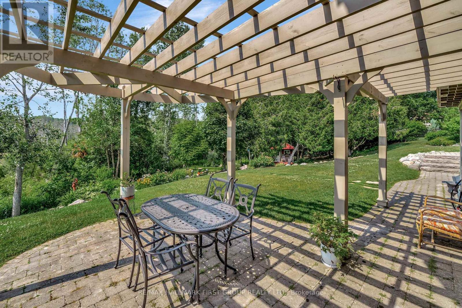 22 Rosslyn Drive, Brighton, ON - Outdoor With Deck Patio Veranda