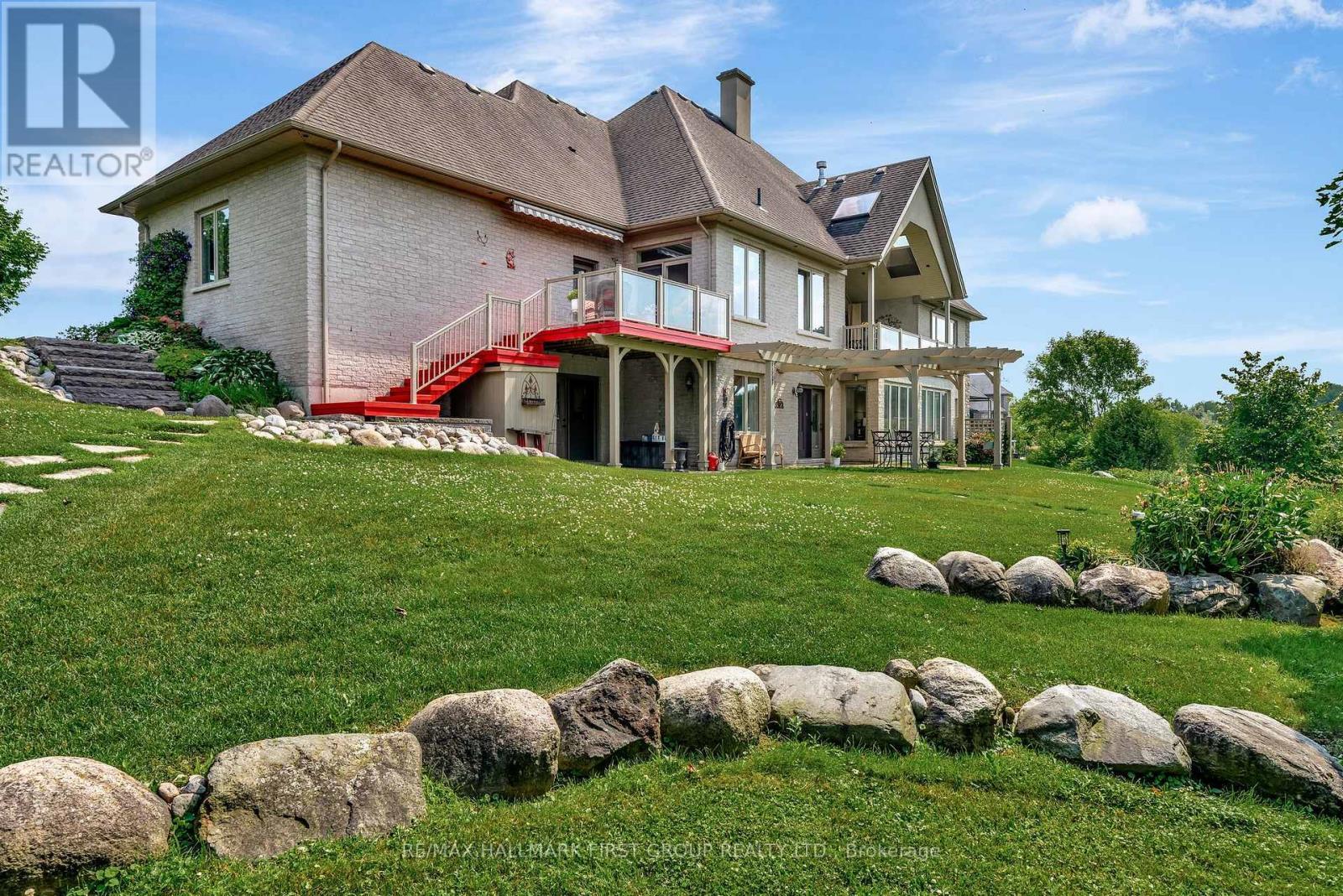 22 Rosslyn Drive, Brighton, ON - Outdoor With Deck Patio Veranda